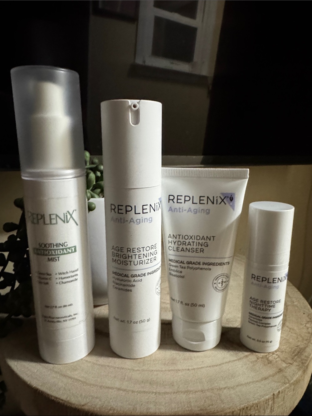 Replenix ultimateAnti-Aging Skincare Set in White - Hydrating Cleanser & Moistu